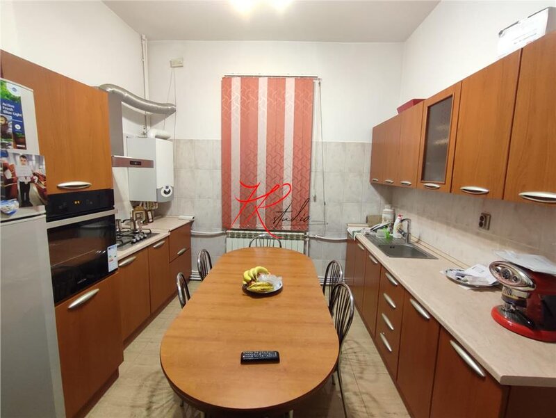Inchiriere vila zona Stefan cel mare - Tunari