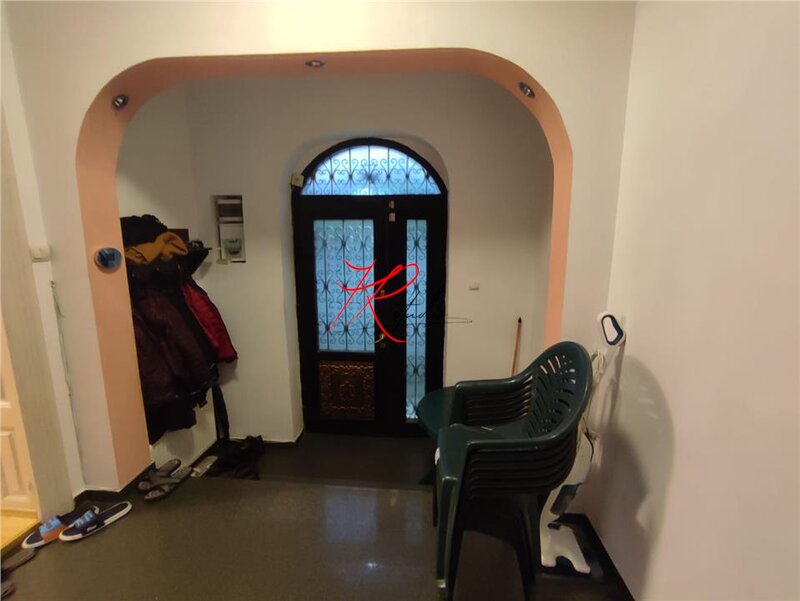 Inchiriere vila zona Stefan cel mare - Tunari